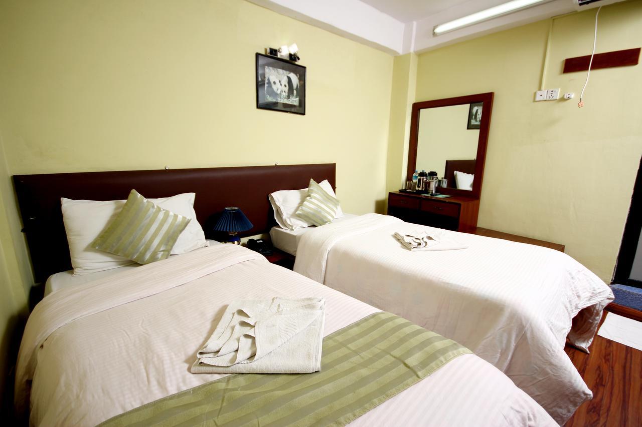 Classic Nepal Hotel Katmandú Exterior foto