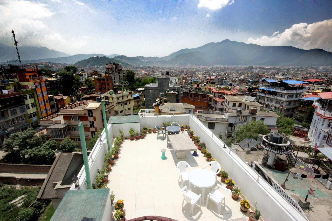 Classic Nepal Hotel Katmandú Exterior foto
